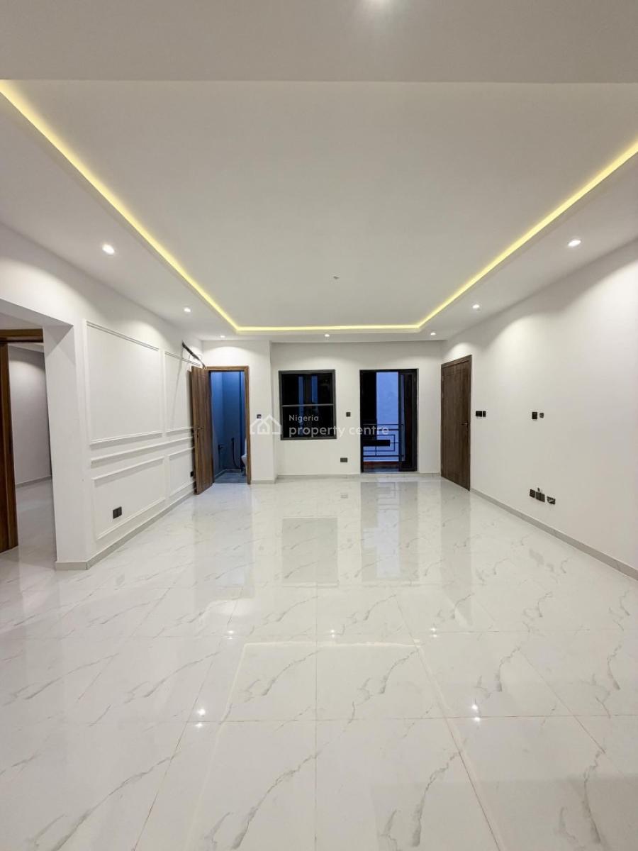 Spacious 3 Bedrooms Apartment with Bq Available, Ikate, Lekki, Lagos, Flat / Apartment for Sale