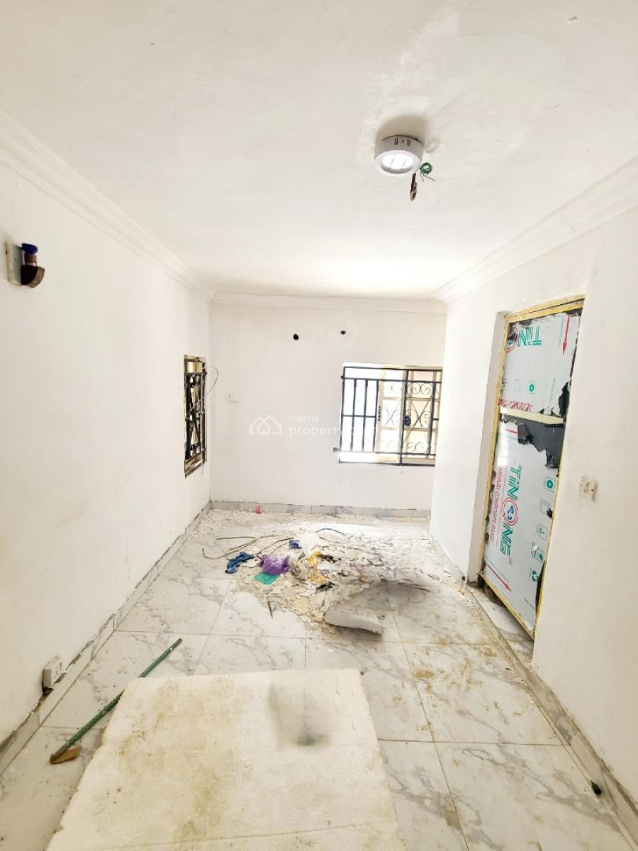 Newly Renovated Mini Flat/a Room & Parlour, Bera Estate, Chevron Drive, Lekki, Lagos, Mini Flat (room and Parlour) for Rent