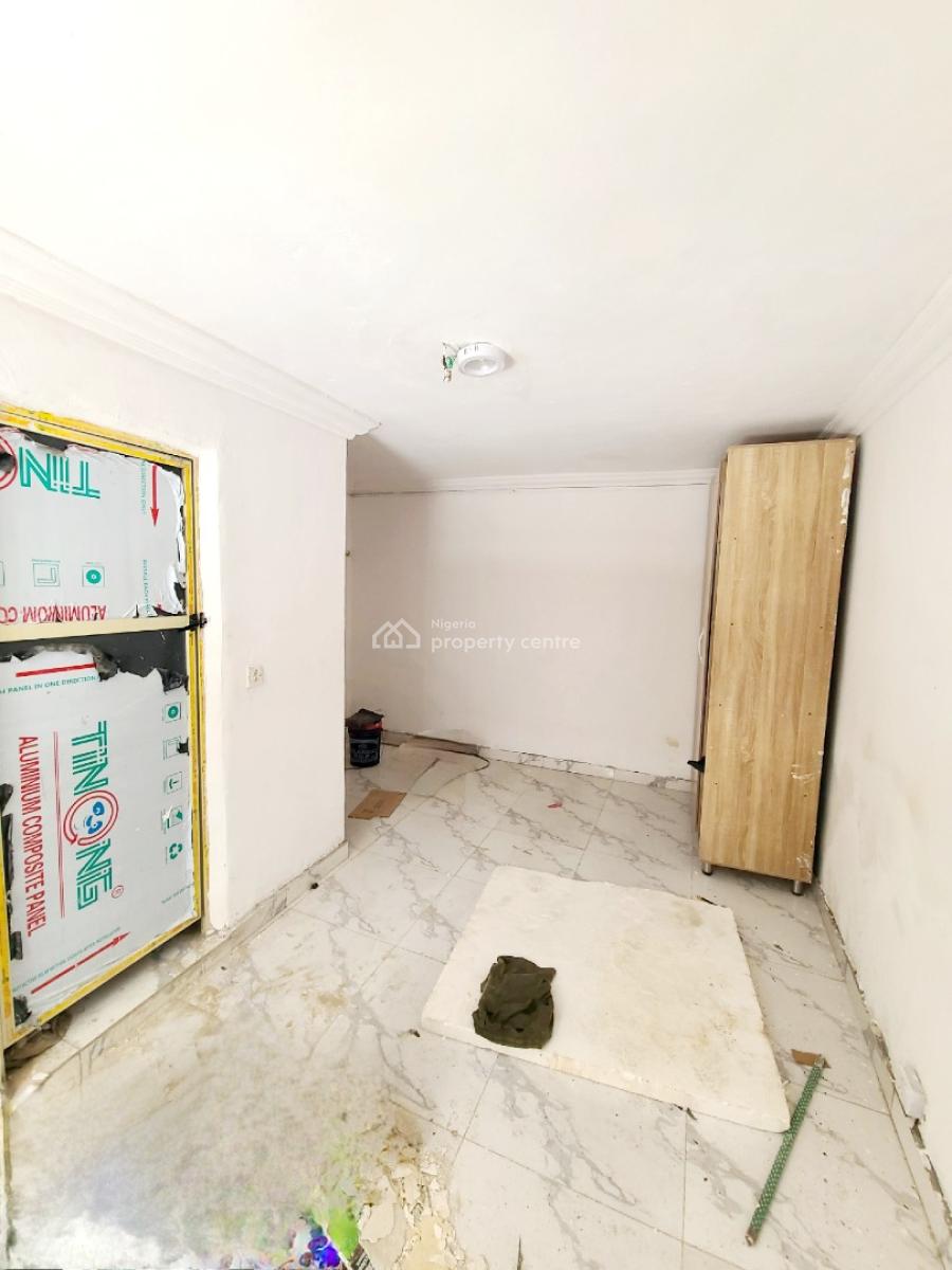 Newly Renovated Mini Flat/a Room & Parlour, Bera Estate, Chevron Drive, Lekki, Lagos, Mini Flat (room and Parlour) for Rent