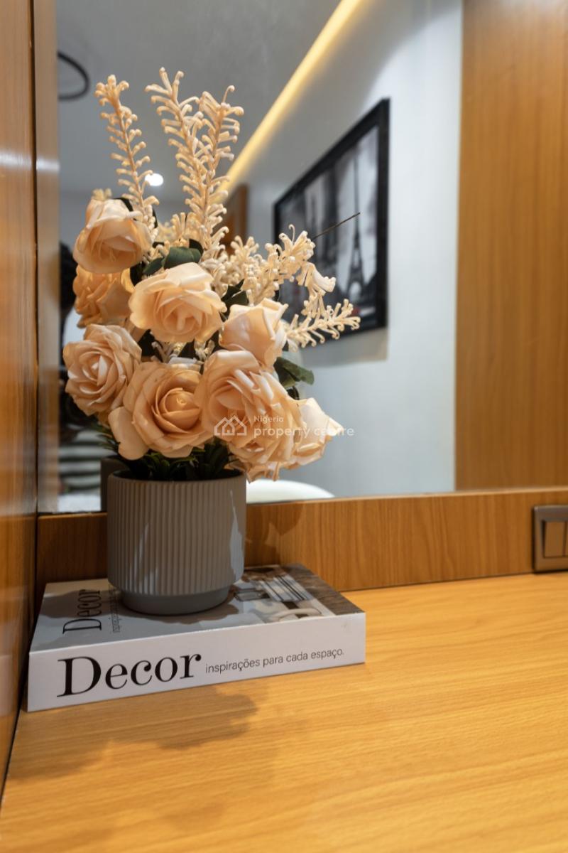 Luxury 1 Bedroom, 24 Sariyu Street, Sabo, Yaba, Lagos, Mini Flat (room and Parlour) Short Let