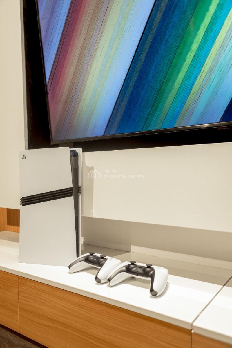 Luxury 1 Bedroom, 24 Sariyu Street, Sabo, Yaba, Lagos, Mini Flat (room and Parlour) Short Let