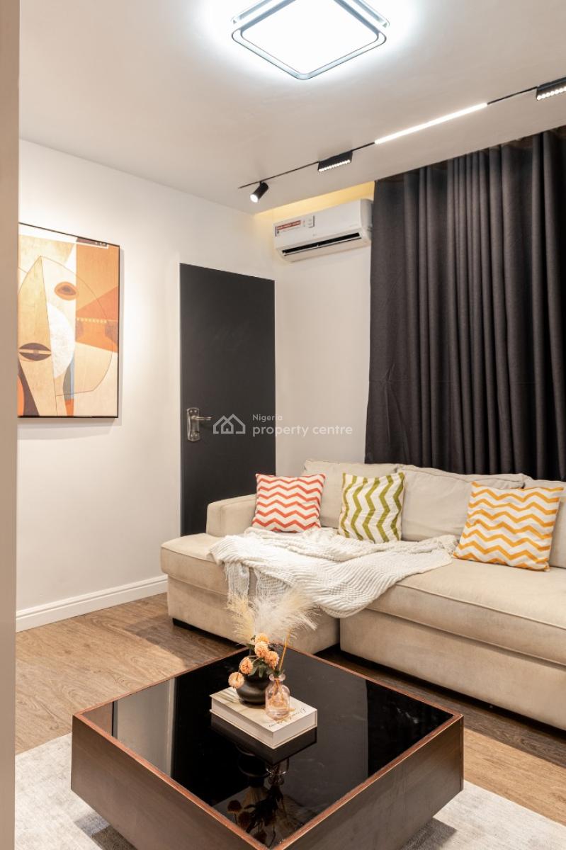 Luxury 1 Bedroom, 24 Sariyu Street, Sabo, Yaba, Lagos, Mini Flat (room and Parlour) for Rent