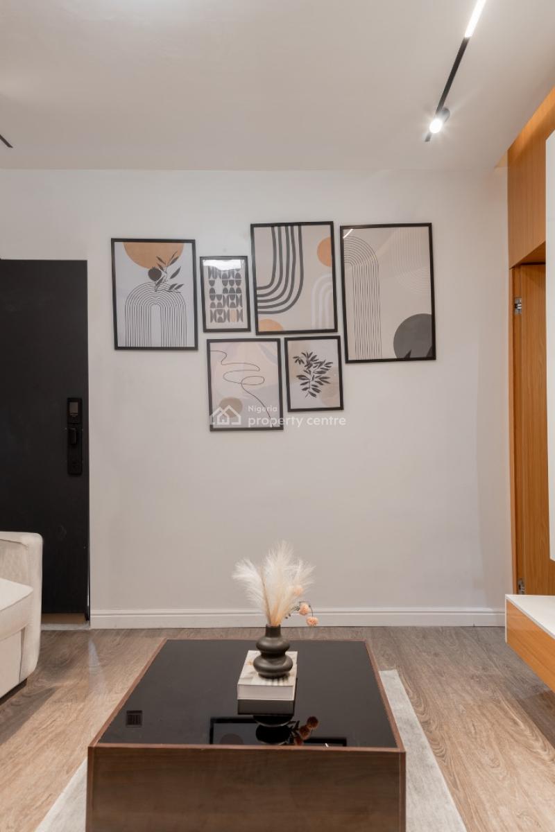 Luxury 1 Bedroom, 24 Sariyu Street, Sabo, Yaba, Lagos, Mini Flat (room and Parlour) for Rent