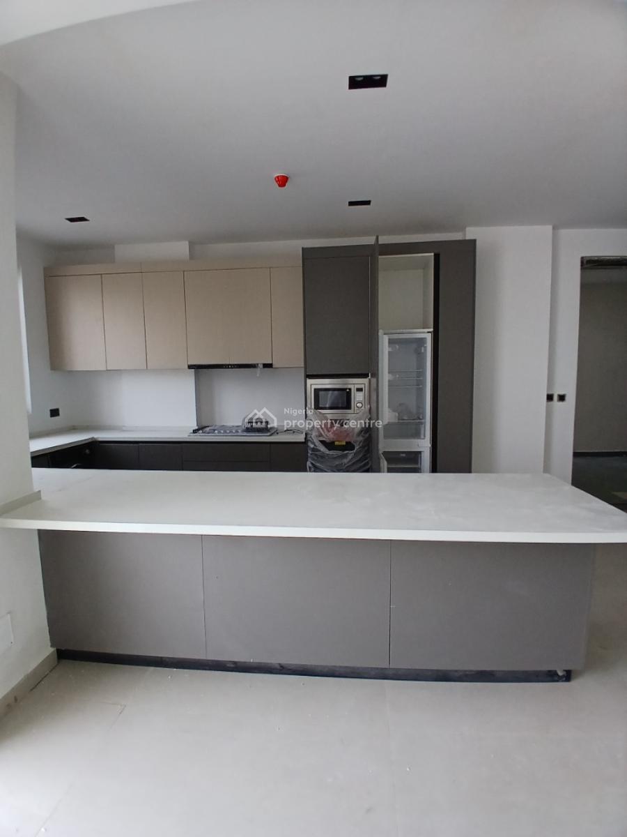 2 Bedroom Apartment, Lekki Phase 1, Lekki, Lagos, Flat / Apartment for Sale