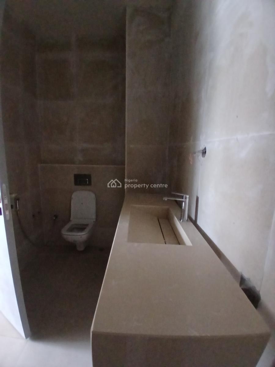 2 Bedroom Apartment, Lekki Phase 1, Lekki, Lagos, Flat / Apartment for Sale