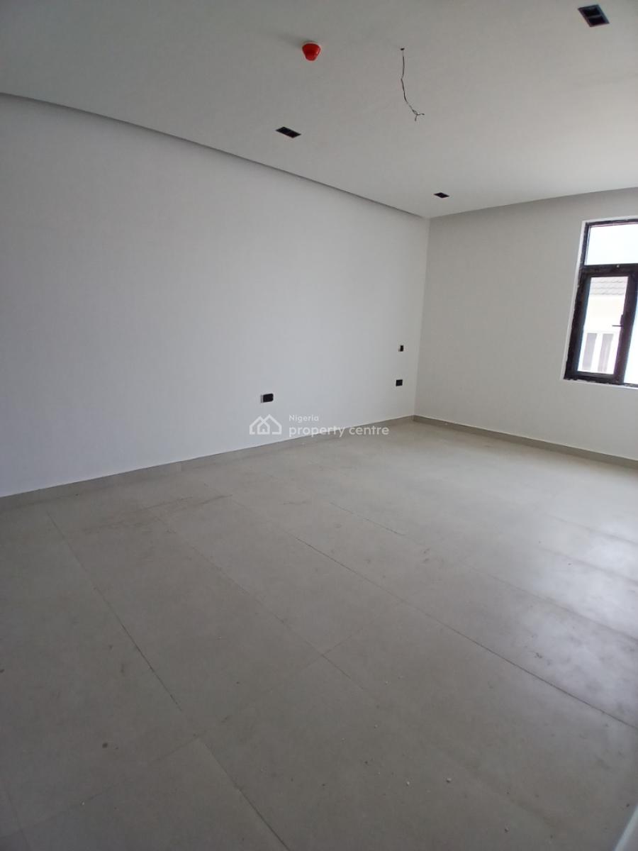 2 Bedroom Apartment, Lekki Phase 1, Lekki, Lagos, Flat / Apartment for Sale