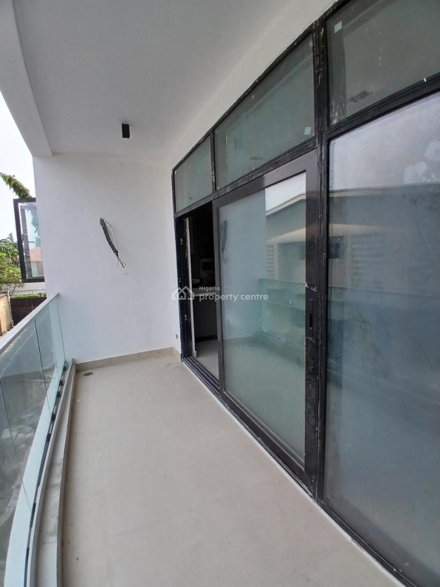2 Bedroom Apartment, Lekki Phase 1, Lekki, Lagos, Flat / Apartment for Sale