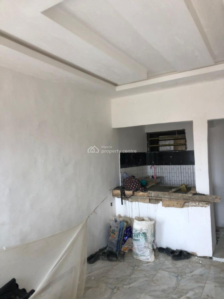 1bedroom Flat, Bariga Market, Bariga, Shomolu, Lagos, Mini Flat (room and Parlour) for Rent