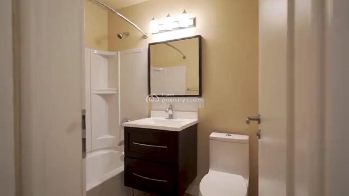 an Executive, and Well-maintained Room Self-contained, Onike, Yaba, Lagos, Self Contain (single Rooms) for Rent