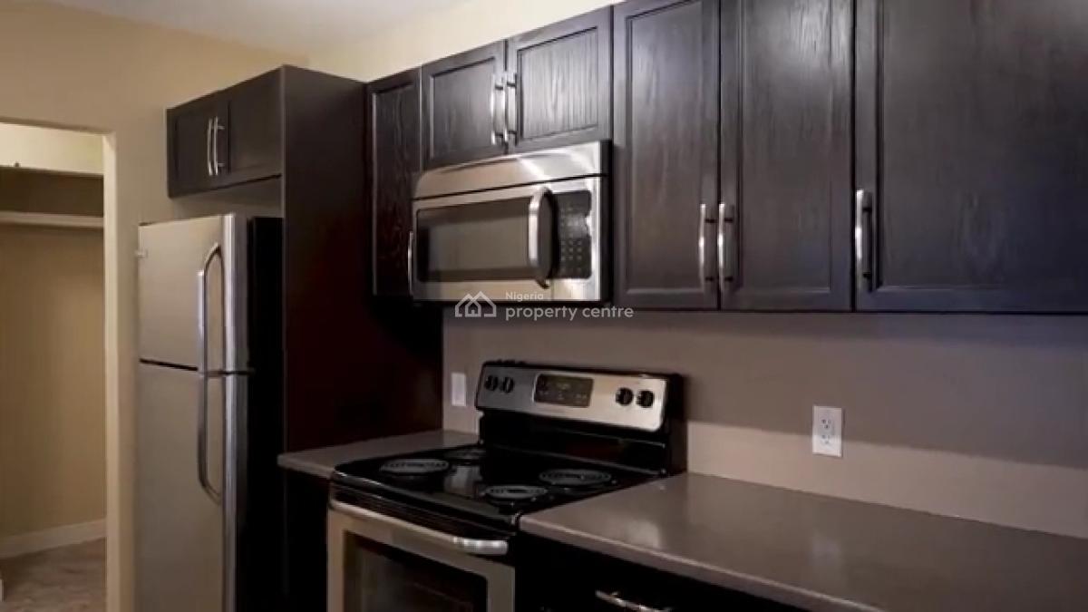 an Executive, and Well-maintained Room Self-contained, Onike, Yaba, Lagos, Self Contain (single Rooms) for Rent