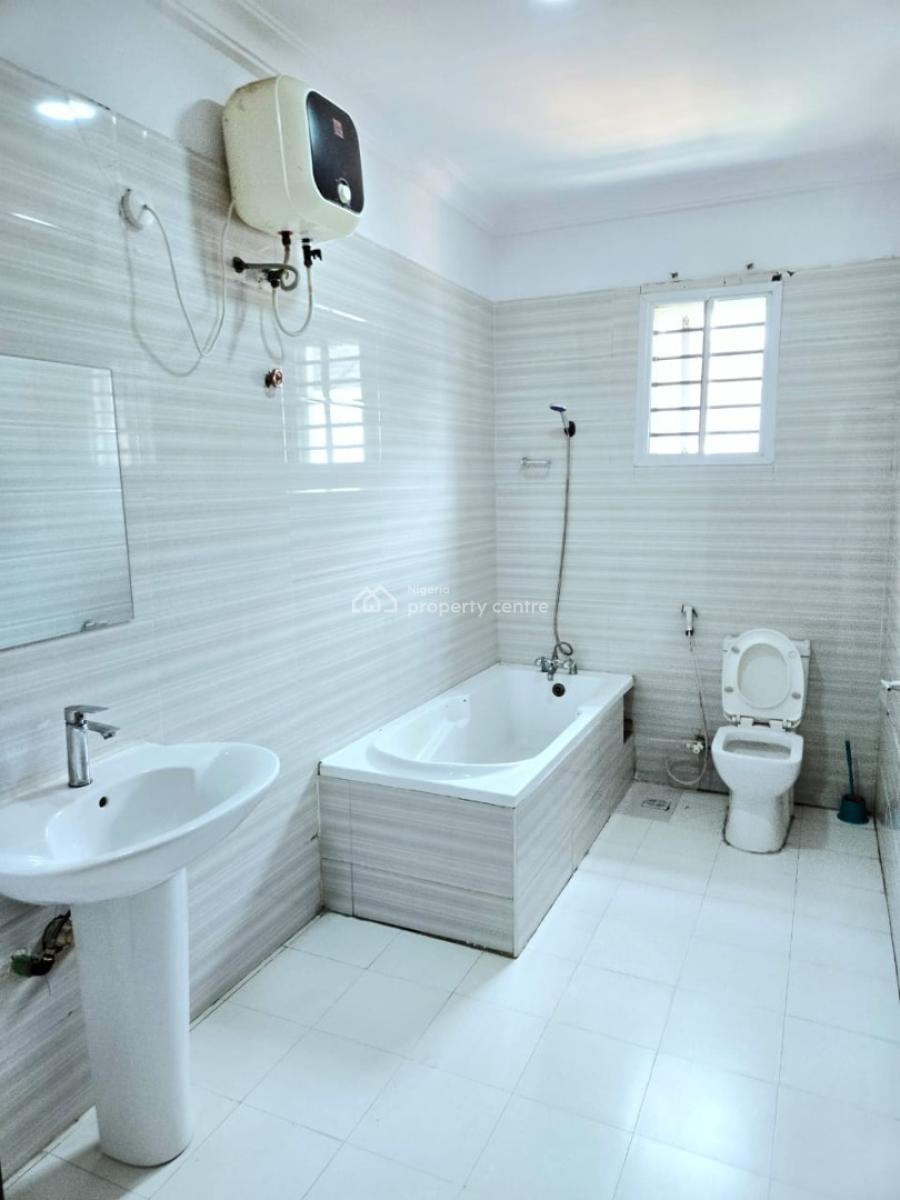 5-bedroom Semi Detached Duplex + 2 Rooms Bq, Lekki Phase 1, Lekki, Lagos, Semi-detached Duplex for Rent