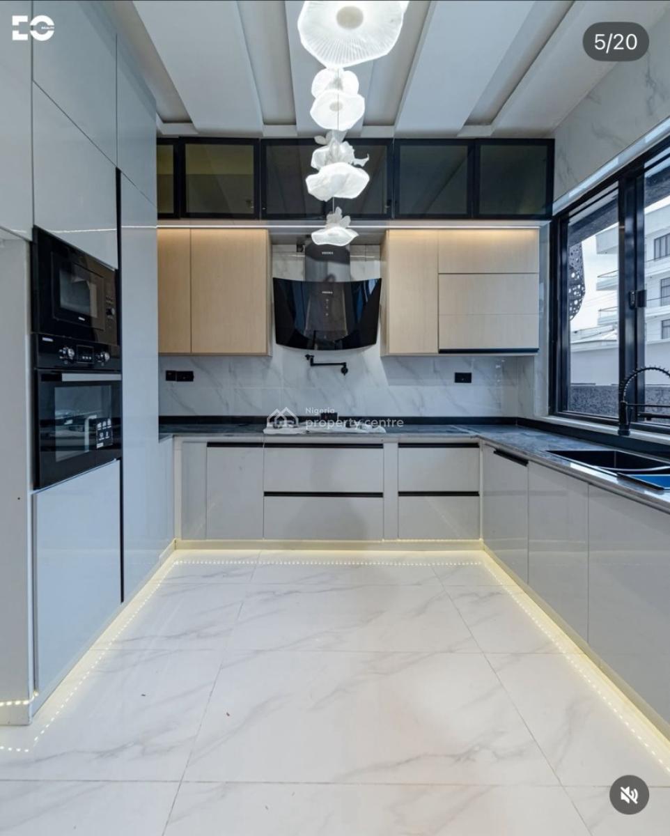 Nicely 4 Bedroom Terrace Duplex with Bq, Lekki Phase 1, Lekki, Lagos, Terraced Duplex for Sale