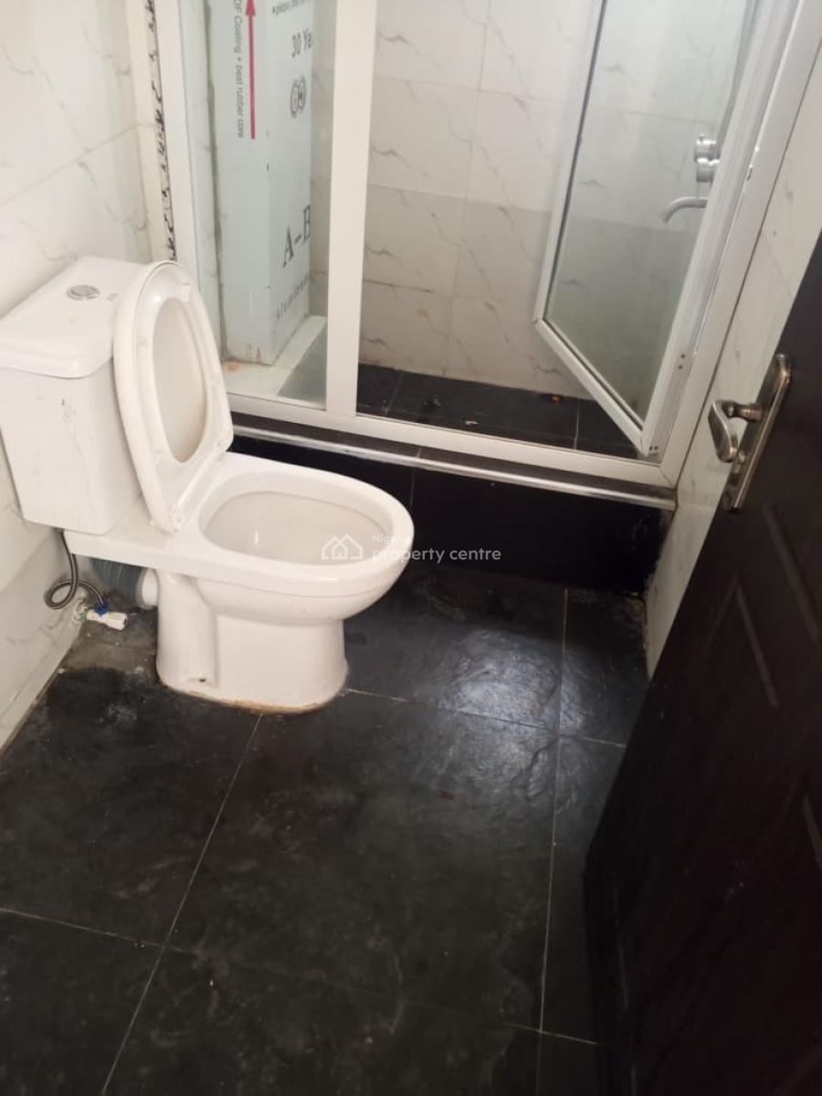 Three Bedroom Flat Ensuite with 2 Exclusive Sit in Balconies, Lekki, Lagos, Flat / Apartment for Rent