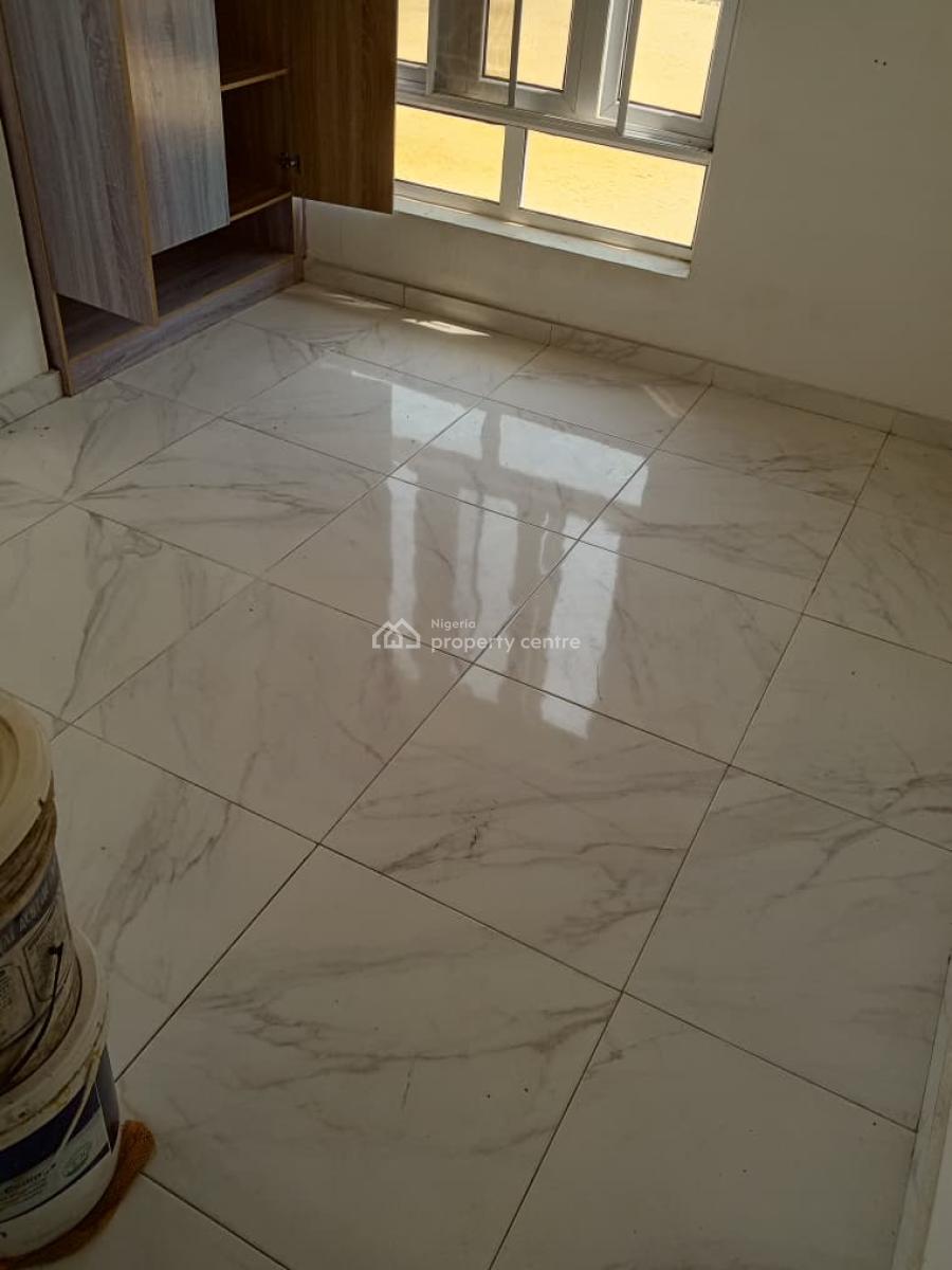 Three Bedroom Flat Ensuite with 2 Exclusive Sit in Balconies, Lekki, Lagos, Flat / Apartment for Rent