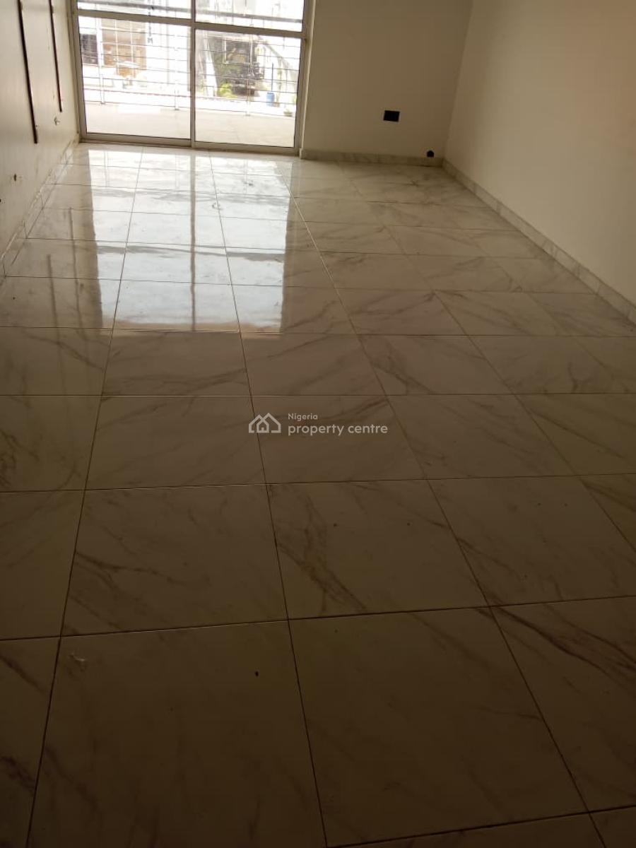 Three Bedroom Flat Ensuite with 2 Exclusive Sit in Balconies, Lekki, Lagos, Flat / Apartment for Rent