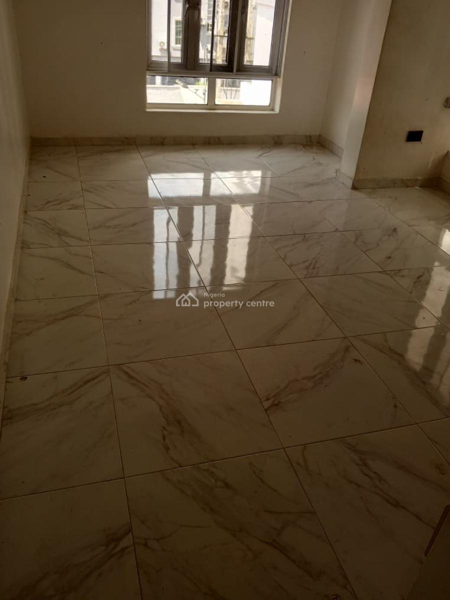 Three Bedroom Flat Ensuite with 2 Exclusive Sit in Balconies, Lekki, Lagos, Flat / Apartment for Rent