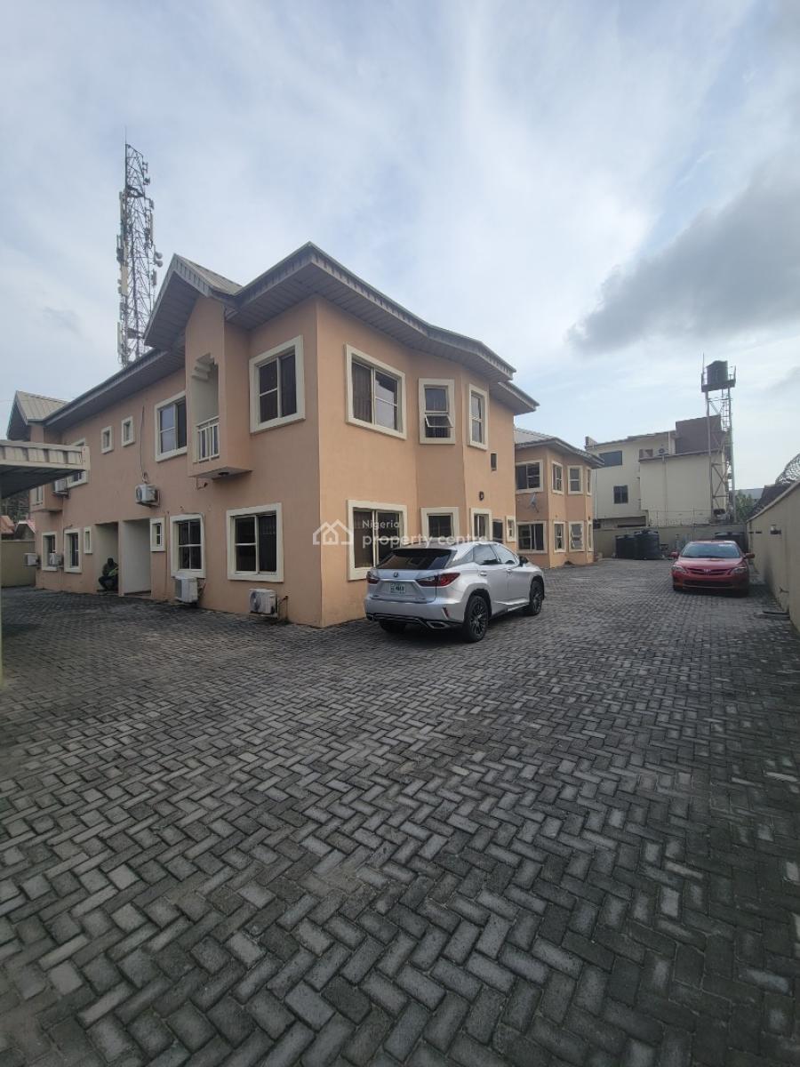 3 Bedroom Terrace Duplex, Lekki Phase 1, Lekki, Lagos, Terraced Duplex for Rent