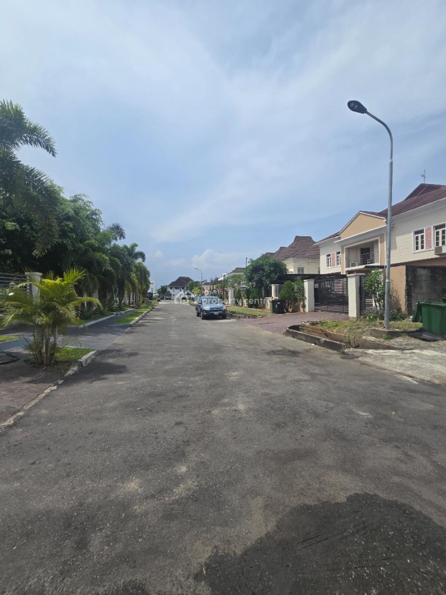 600 Square Meters of Land in a Close, Pinnock Beach Estate, Osapa, Lekki, Lagos, Land for Sale