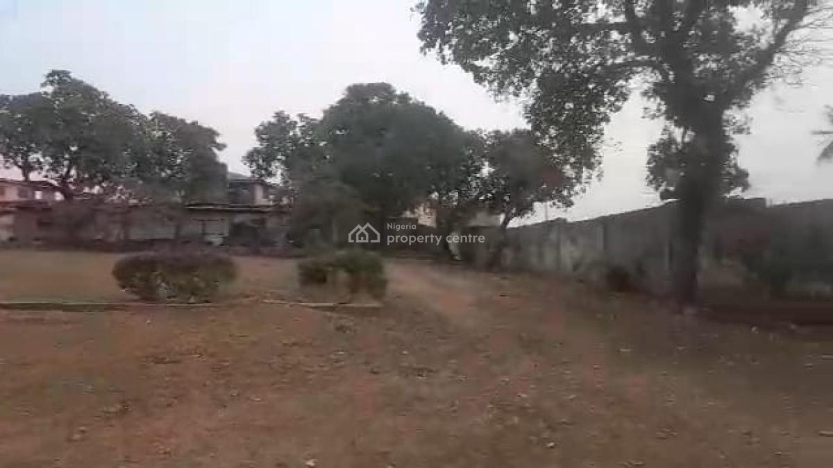 a Gigantic Office Complex, Iso Gbako, New Bodija, Ibadan, Oyo, Plaza / Complex / Mall for Sale