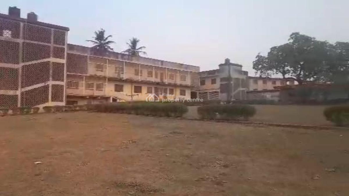 a Gigantic Office Complex, Iso Gbako, New Bodija, Ibadan, Oyo, Plaza / Complex / Mall for Sale