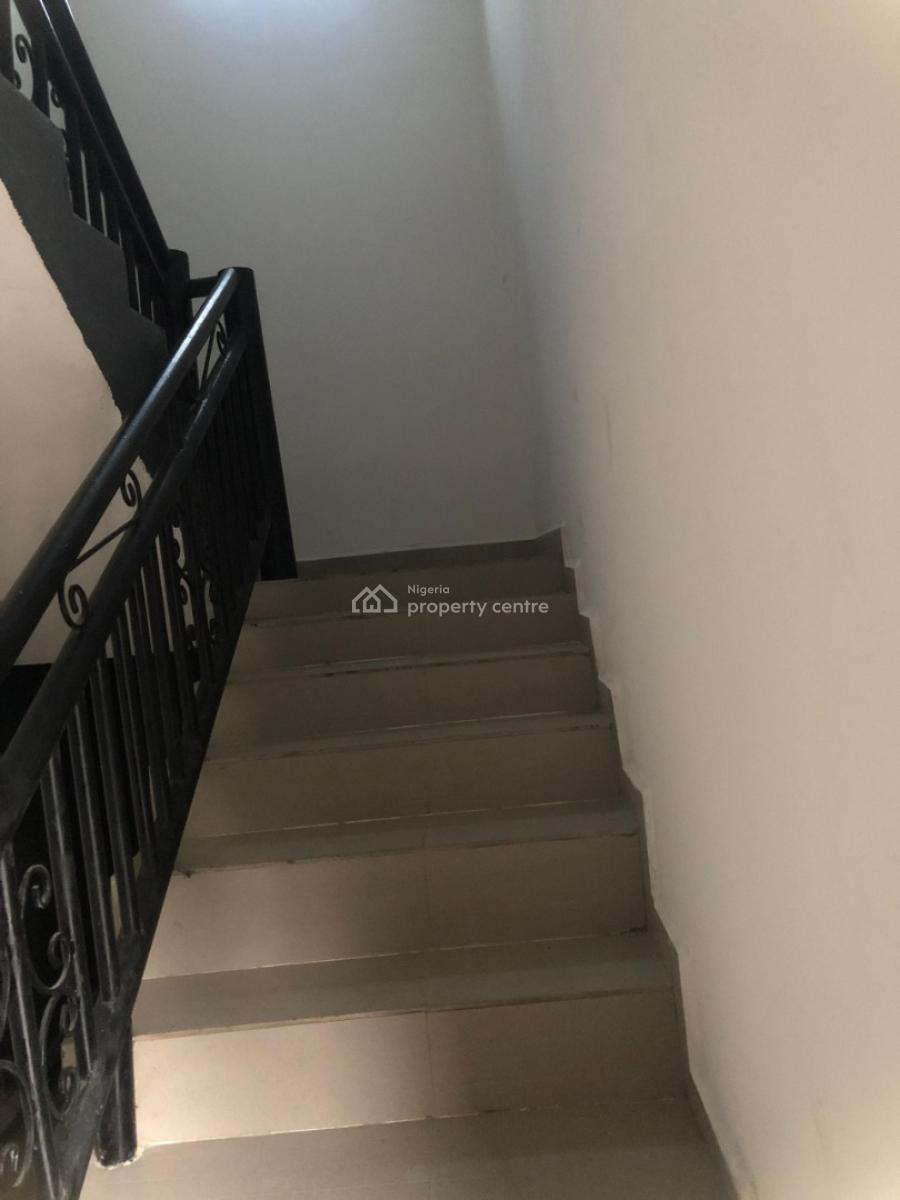 Pop 4 Bedroom Flats Ensuite, Cheta,off Okporo Road,artillery, Port Harcourt, Rivers, Flat / Apartment for Rent