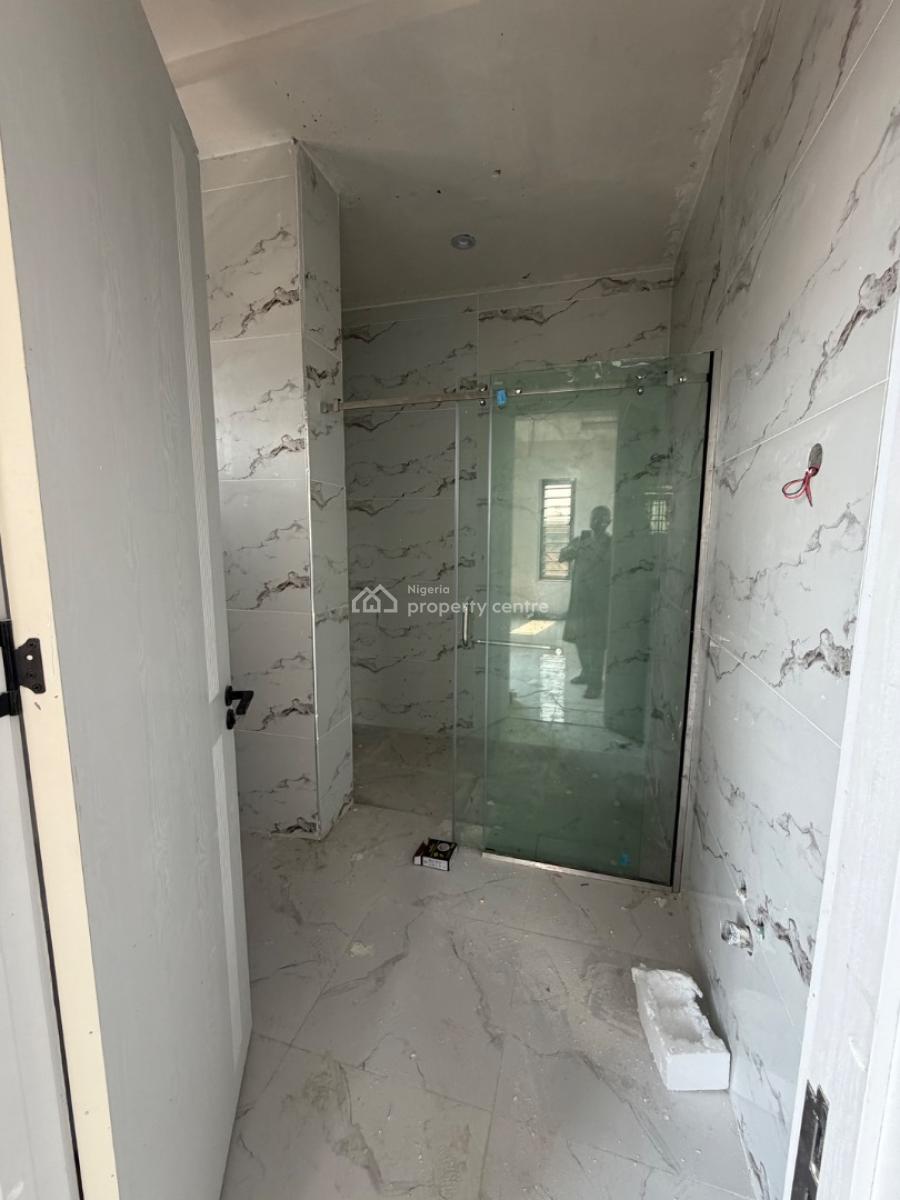 Newly Built 3 Bedrooms Maisonette with Bq, Lekki Phase One, Lekki Phase 1, Lekki, Lagos, Flat / Apartment for Sale