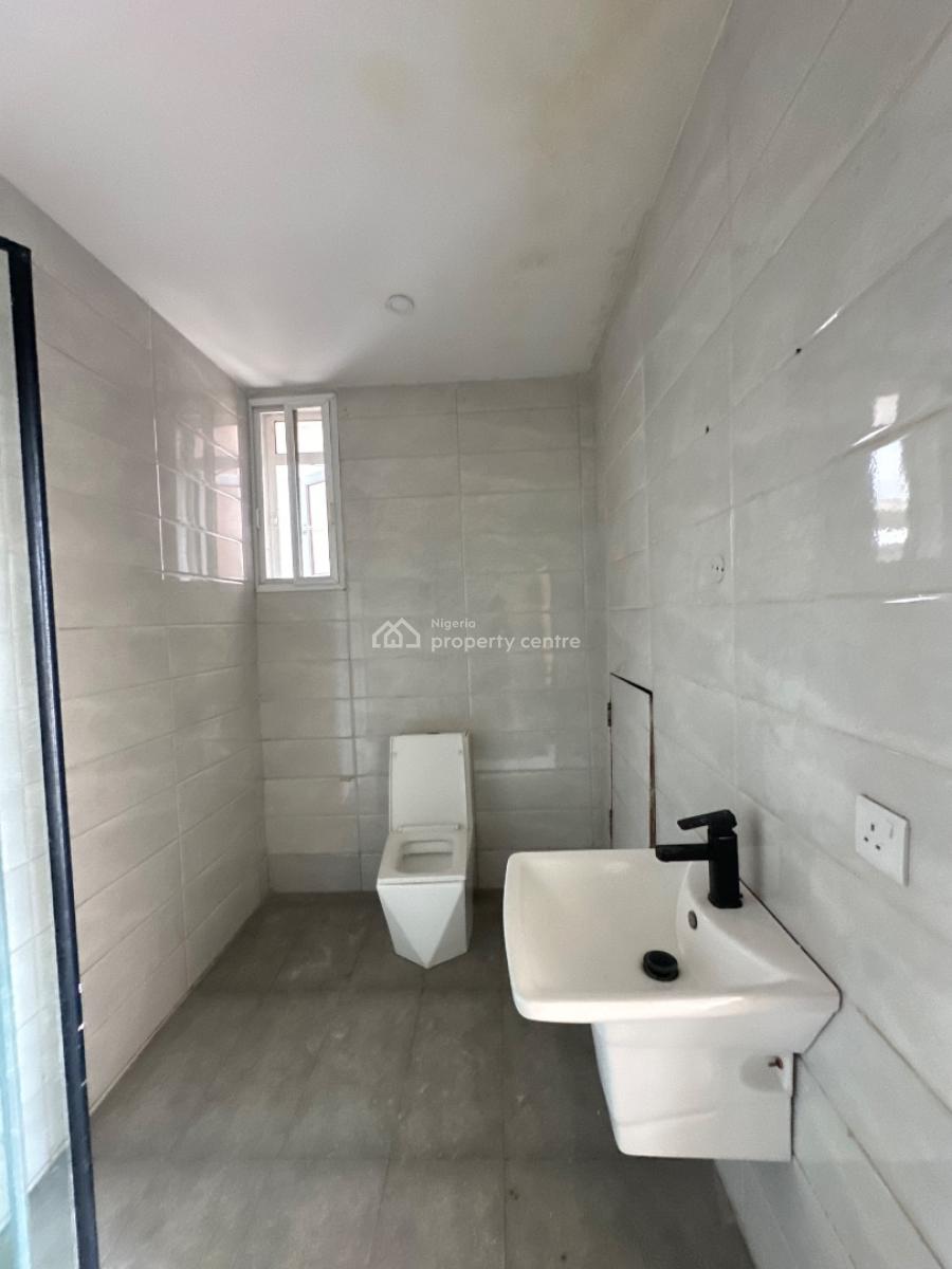 Nicely Built 3 Bedroom Apartment with Bq, Pool & Gym, Victoria Island (vi), Lagos, Flat / Apartment for Rent