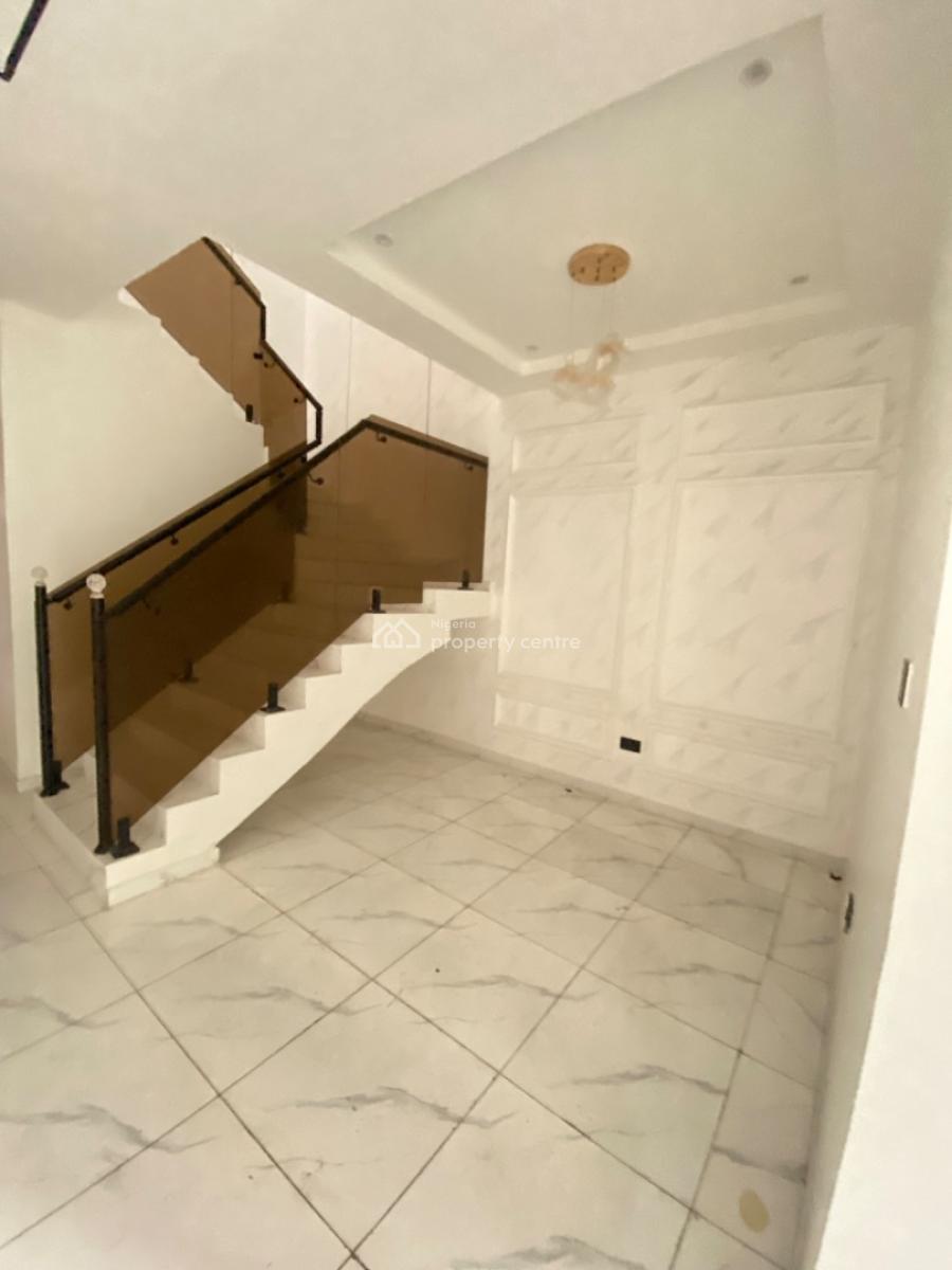 Elegant 4 Bedroom Semi-detached with Bq, Chevron, Lekki, Lagos, Semi-detached Duplex for Sale