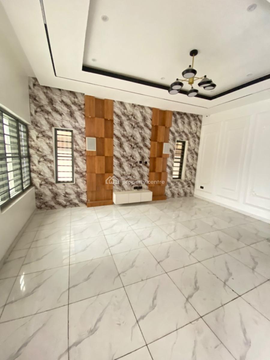 Elegant 4 Bedroom Semi-detached with Bq, Chevron, Lekki, Lagos, Semi-detached Duplex for Sale