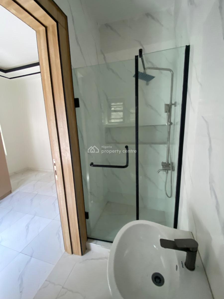 Elegant 4 Bedroom Semi-detached with Bq, Chevron, Lekki, Lagos, Semi-detached Duplex for Sale