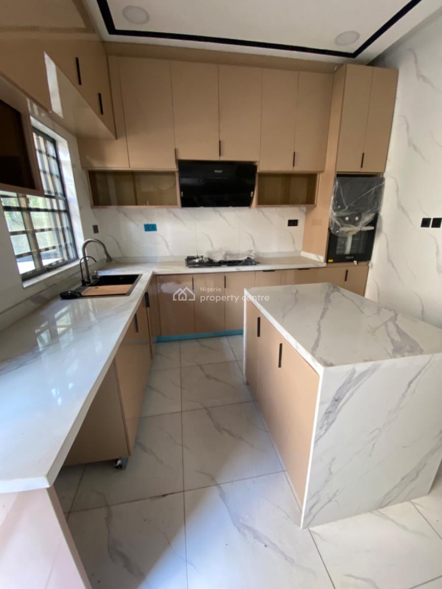 Elegant 4 Bedroom Semi-detached with Bq, Chevron, Lekki, Lagos, Semi-detached Duplex for Sale