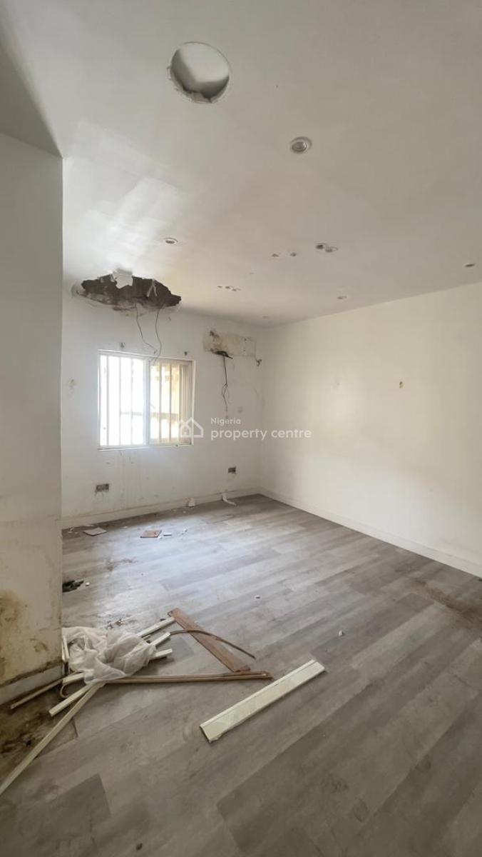 Upper-floor Commercial Space in Lekki Phase 1, Lekki Phase 1, Lekki, Lagos, Commercial Property for Rent