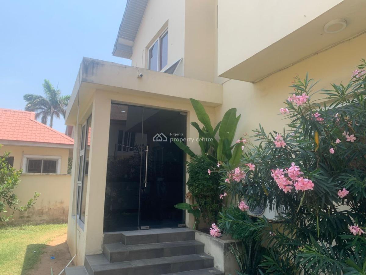 4 Bedroom Detached House + 3 Rooms Bq on 900 Sqm, Goshen Estate, Lekki, Lagos, Detached Duplex for Sale