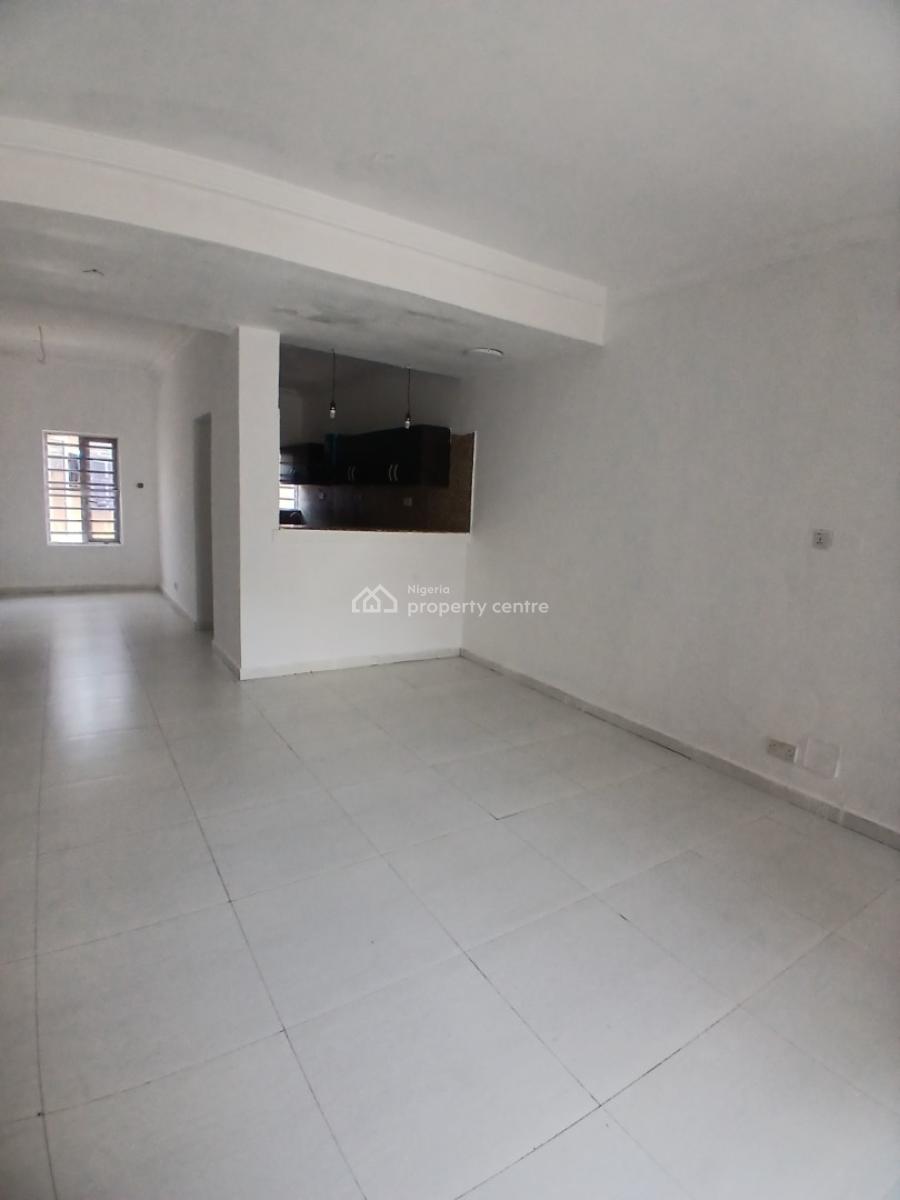 a Spacious 2 Bedroom Flat, Abraham Adesanya, Lekki Phase 2, Lekki, Lagos, Flat / Apartment for Rent