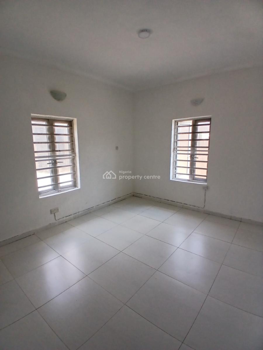 a Spacious 2 Bedroom Flat, Abraham Adesanya, Lekki Phase 2, Lekki, Lagos, Flat / Apartment for Rent