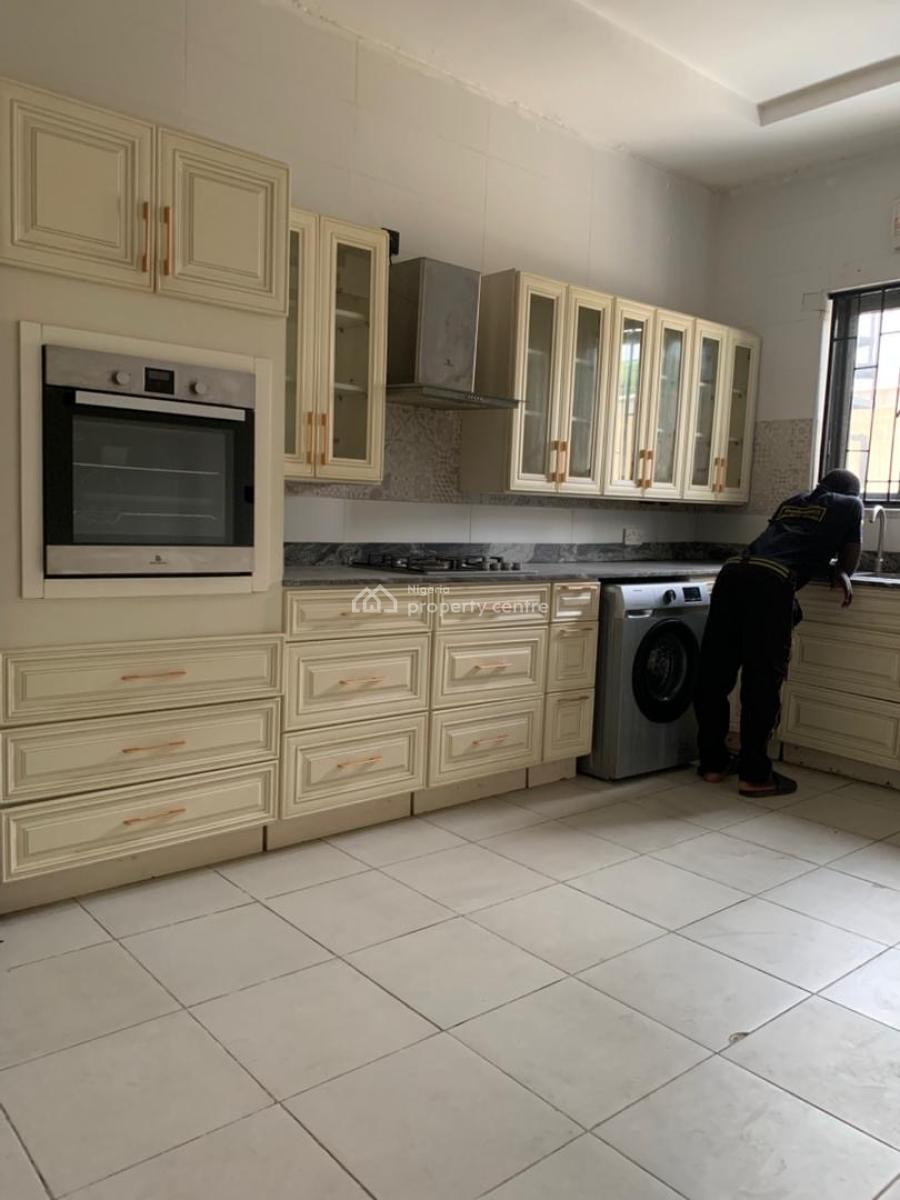 Serviced 4 Bedroom Terrace Duplex with Bq & Pool, Ikoyi, Lagos, Terraced Duplex for Rent
