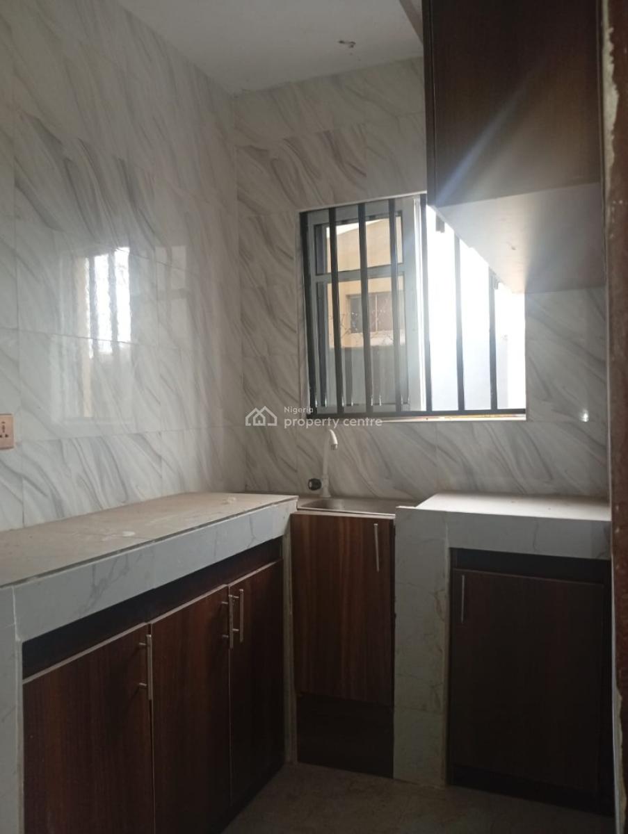 2 Bedroom Flat, Ojodu Berger, Ojodu, Lagos, Flat / Apartment for Rent