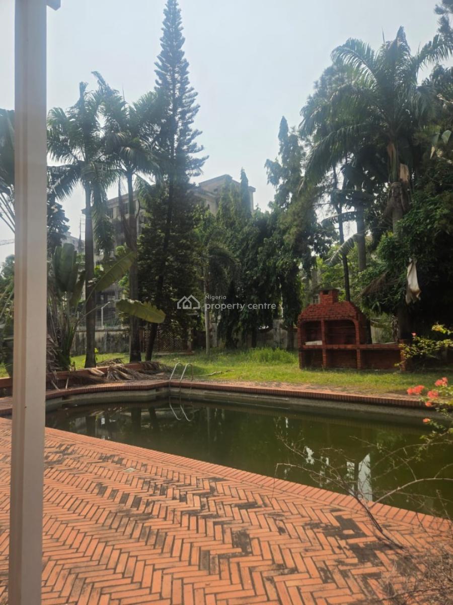 8-bedroom Generously Spaced Mansion+  3-room Servants Quarters, Ajose Adeogun Victoria Island, Victoria Island (vi), Lagos, House for Sale