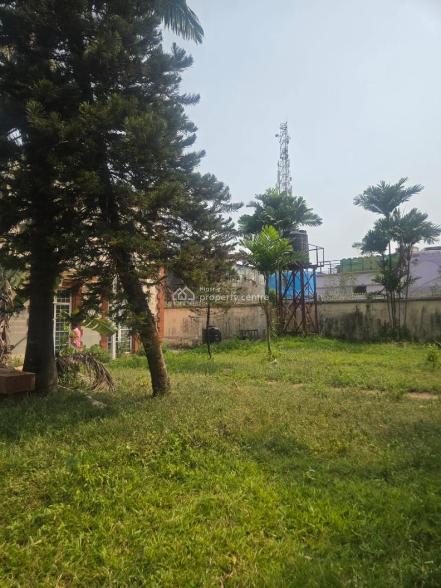 8-bedroom Generously Spaced Mansion+  3-room Servants Quarters, Ajose Adeogun Victoria Island, Victoria Island (vi), Lagos, House for Sale