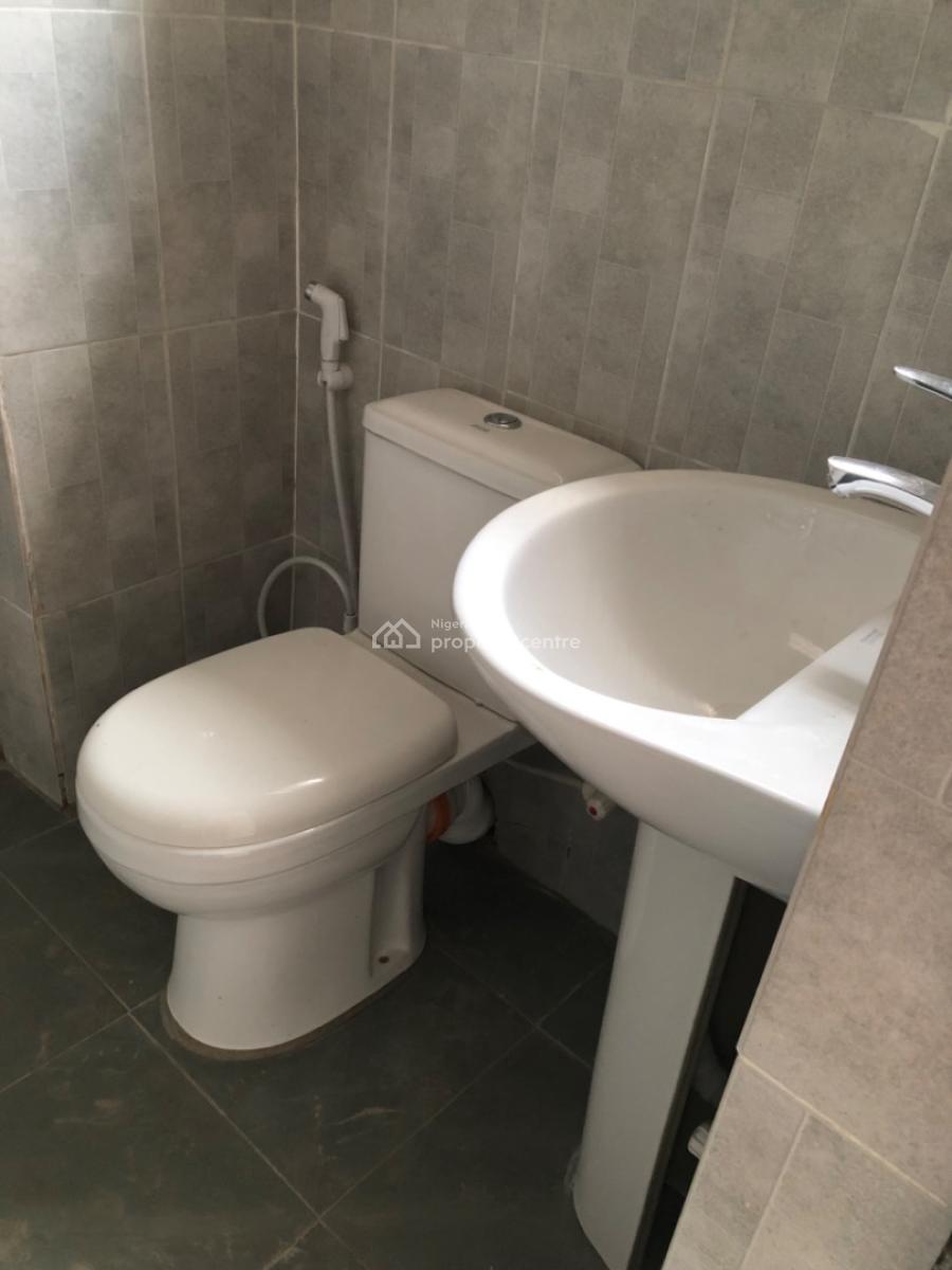 2 Bedroom Flat, Makogi, Magboro, Ogun, Flat / Apartment for Rent