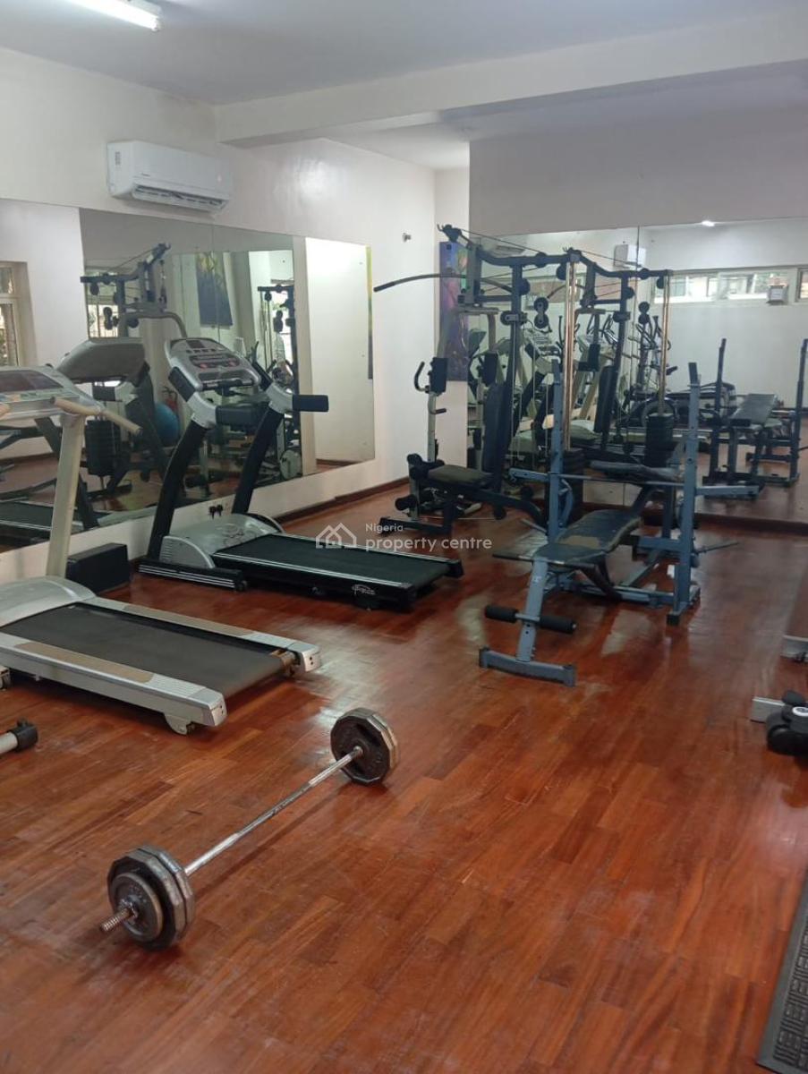 Spacious Serviced 4 Bedroom Apartment with a Bq, Gym and Good Fittings, Bourdillion, Ikoyi, Lagos, Flat / Apartment for Rent