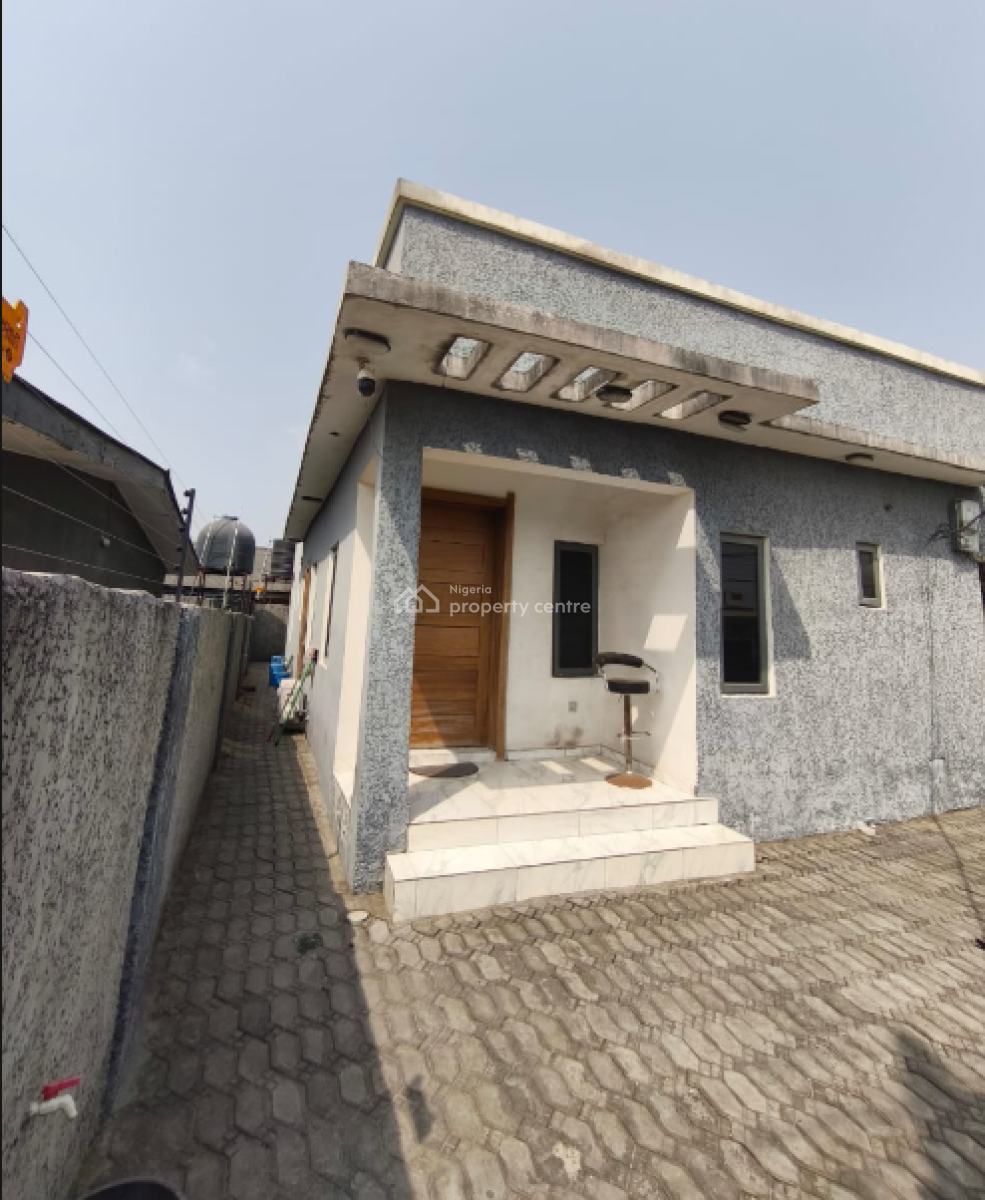 Upgraded 3-bedroom Bungalow, Abraham Adesanya Estate, Ajah, Lagos, Detached Bungalow for Sale