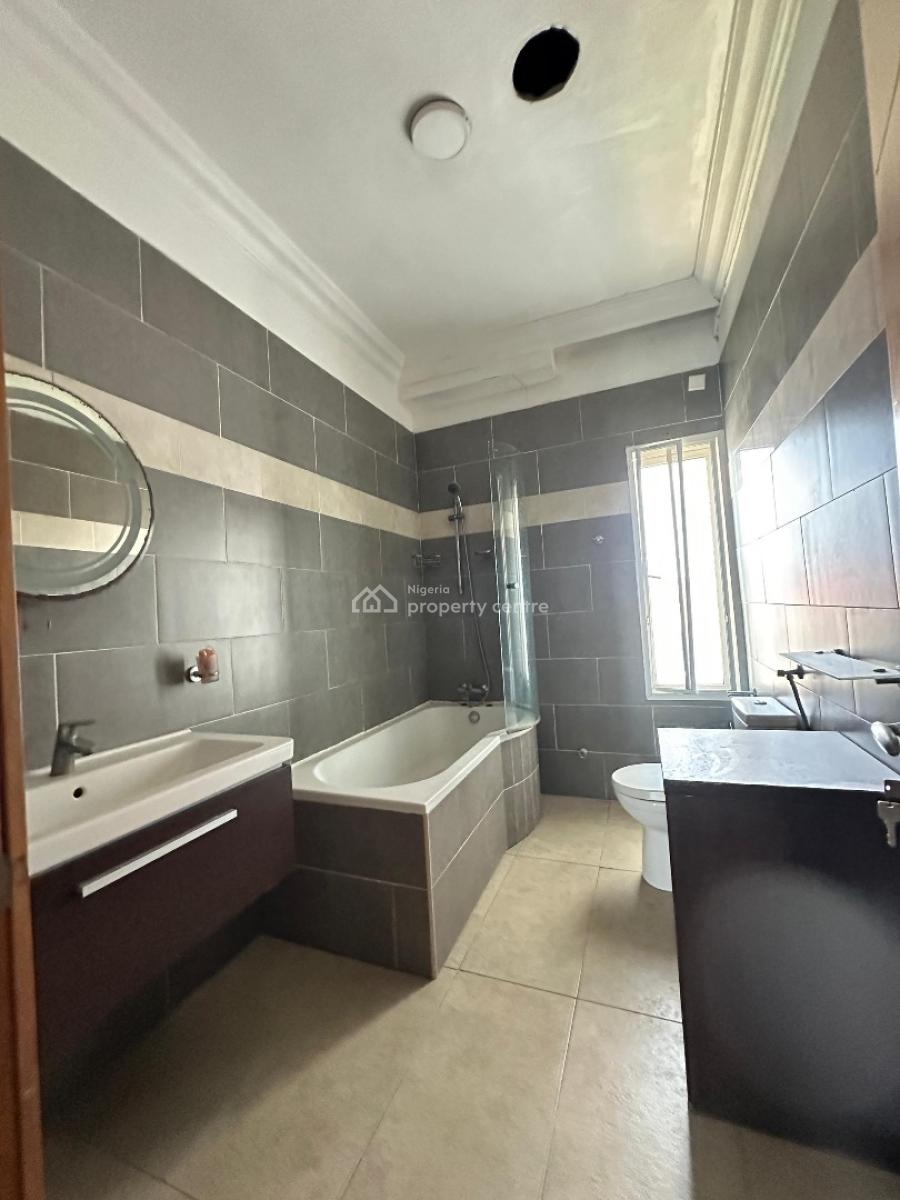 Modestly Built 2bedroom Maisonette with Pool in Oniru ,vi, Oniru, Victoria Island (vi), Lagos, Flat / Apartment for Rent