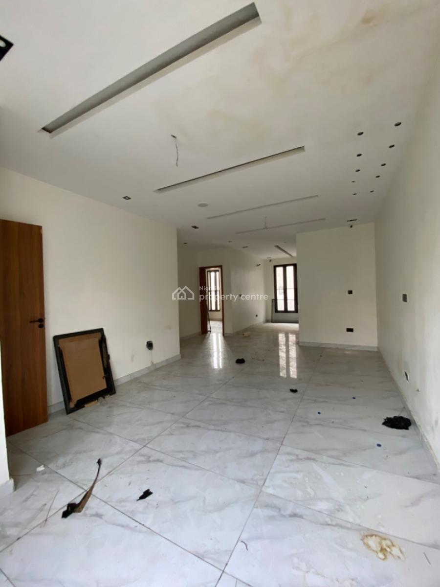 2 Bedroom Apartment, Ologolo, Lekki, Lagos, Flat / Apartment for Rent