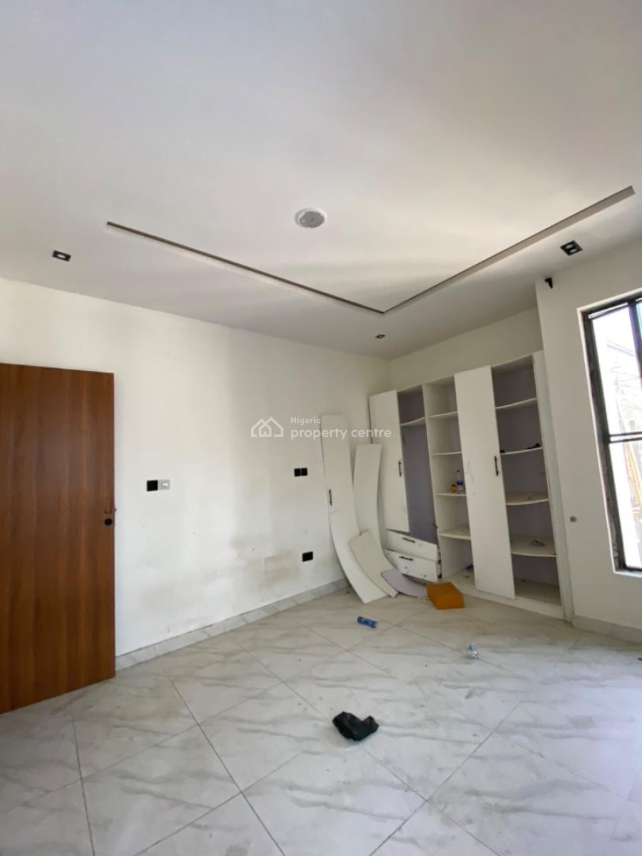 2 Bedroom Apartment, Ologolo, Lekki, Lagos, Flat / Apartment for Rent