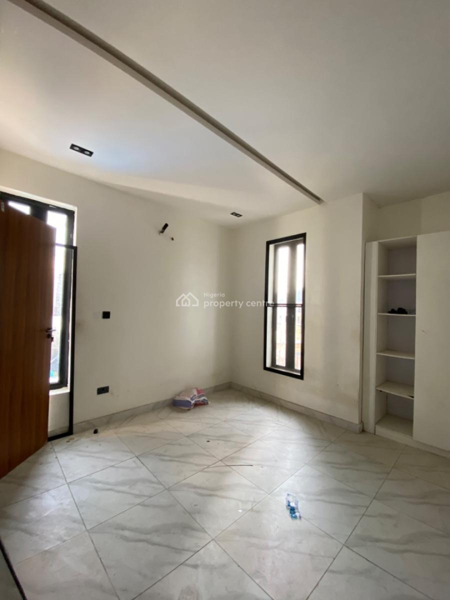 2 Bedroom Apartment, Ologolo, Lekki, Lagos, Flat / Apartment for Rent