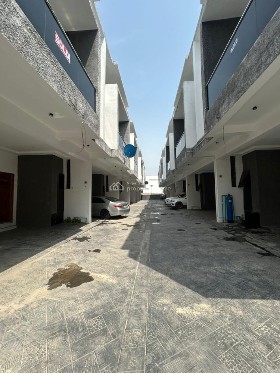 4bedroom Terrace Duplex, Ikota, Lekki, Lagos, Terraced Duplex for Sale