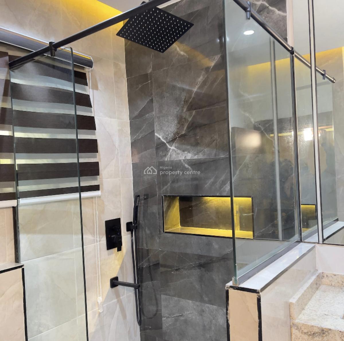 Nicely Furnished 3 Bedroom Apartment, Wuse, Abuja, Flat / Apartment Short Let