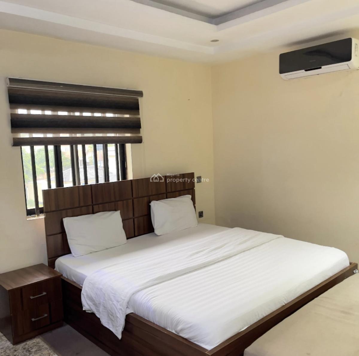 Nicely Furnished 3 Bedroom Apartment, Wuse, Abuja, Flat / Apartment Short Let