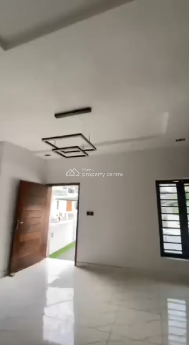 Neat 4 Bedroom Terrace, Abraham Adesanya Estate, Ajah, Lagos, Terraced Duplex for Sale